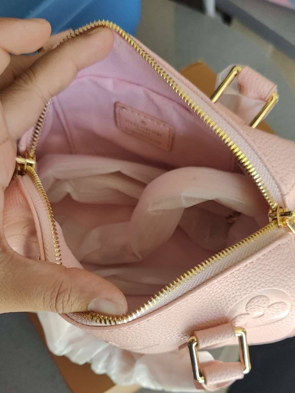 Small Pink Embossed Handbag - Picture 6 of 9